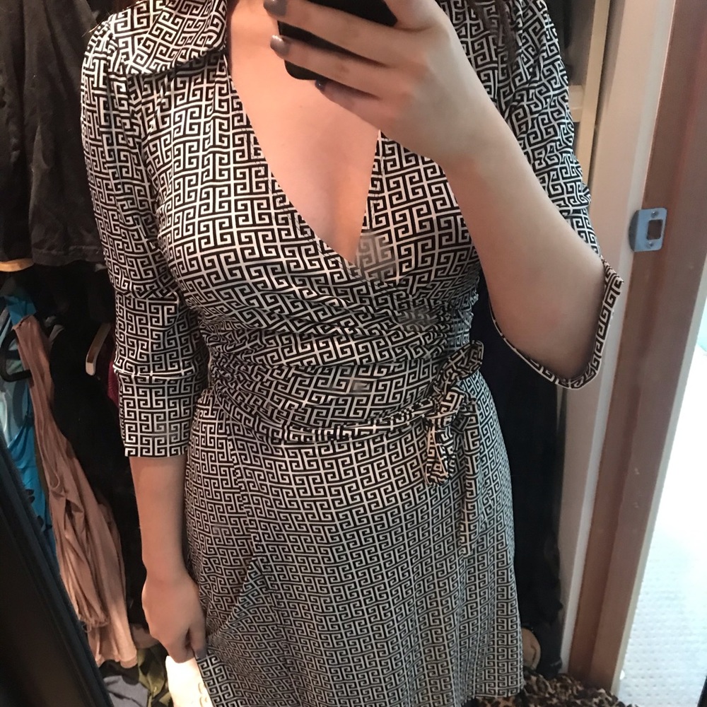 Laundry wrap dress w/ tags
